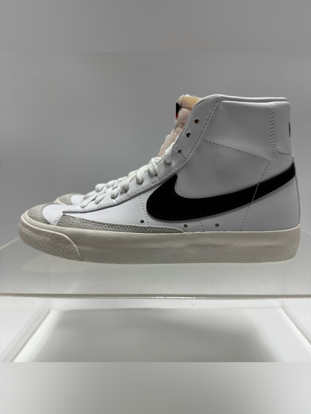 Brand new Nike Blazer High Size 7.5 Women’s